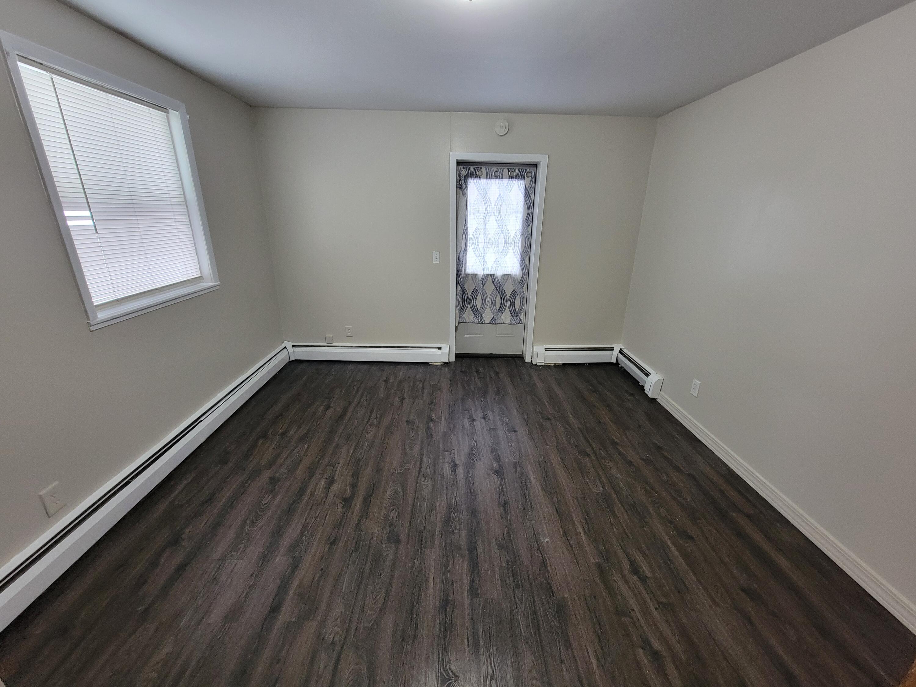 214 Arthur Street Manistee, MI 49660 - Photo 20 of 52 Bedroom 20240119_154402