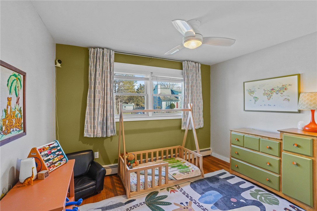 12 Duffield Road Bristol, RI 02809 - Photo 16 of 39 Bedroom 1