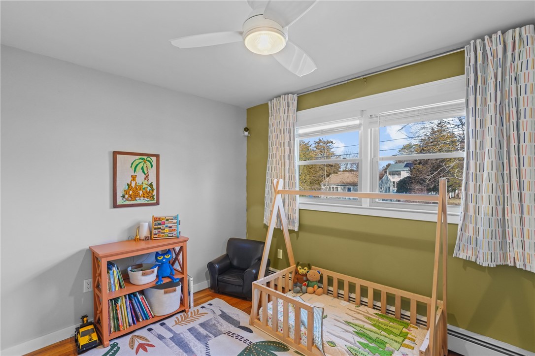 12 Duffield Road Bristol, RI 02809 - Photo 17 of 39