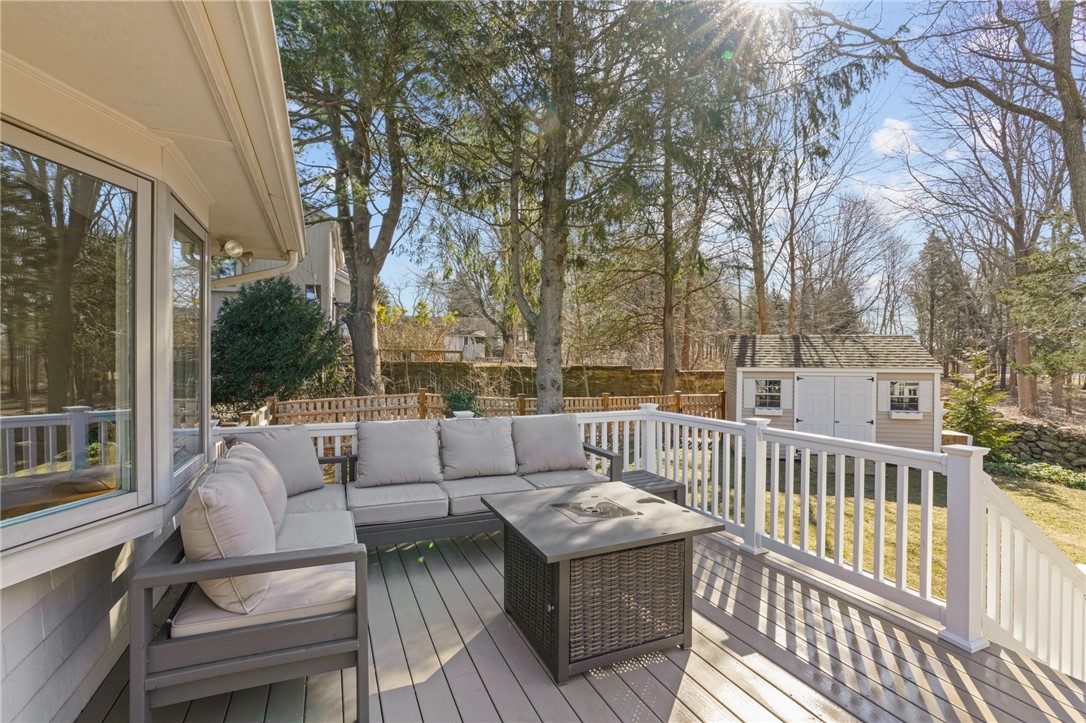 12 Duffield Road Bristol, RI 02809 - Photo 33 of 39