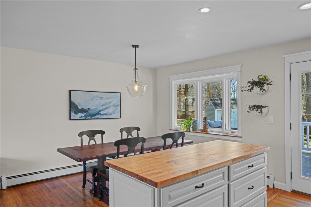12 Duffield Road Bristol, RI 02809 - Photo 7 of 39