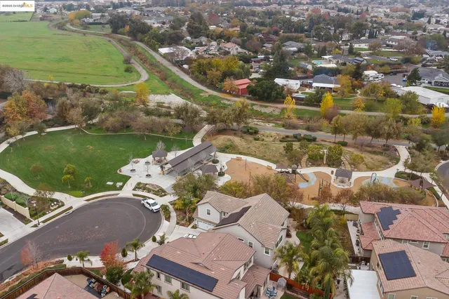 $879,000 | 716 Cabada Drive, Brentwood, CA 94513