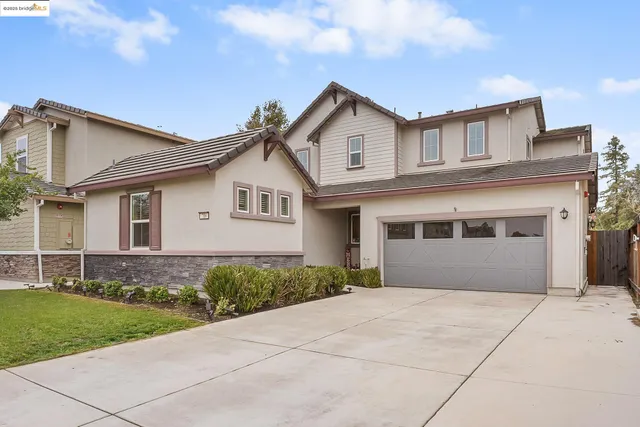 $879,000 | 716 Cabada Drive, Brentwood, CA 94513