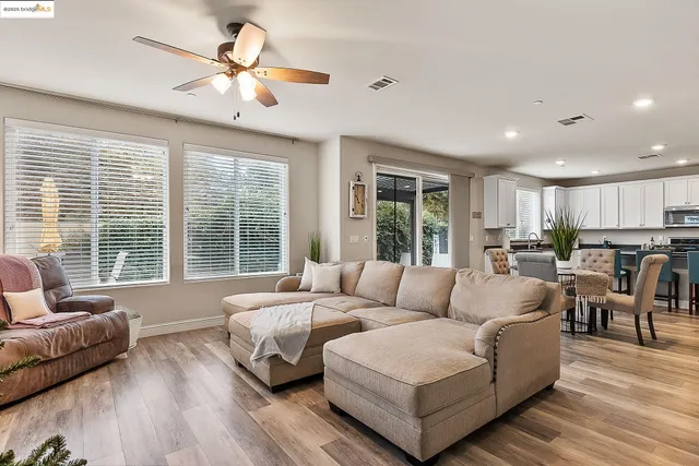 $879,000 | 716 Cabada Drive, Brentwood, CA 94513