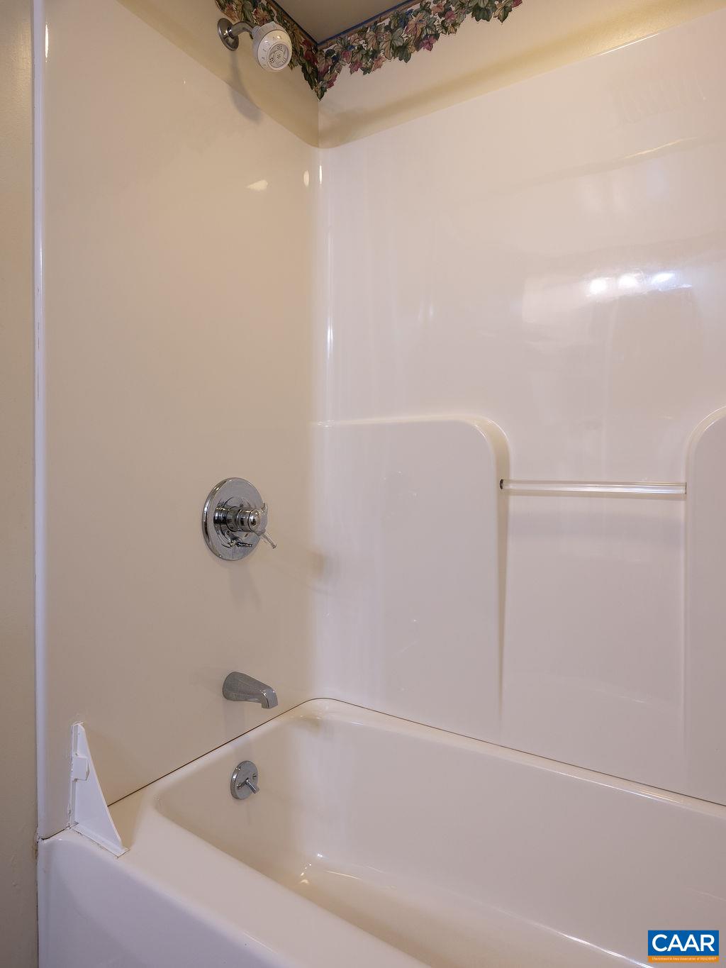 2613 Huntington Road Charlottesville, VA 22901 - Photo 31 of 53 a bathroom with a bathtub