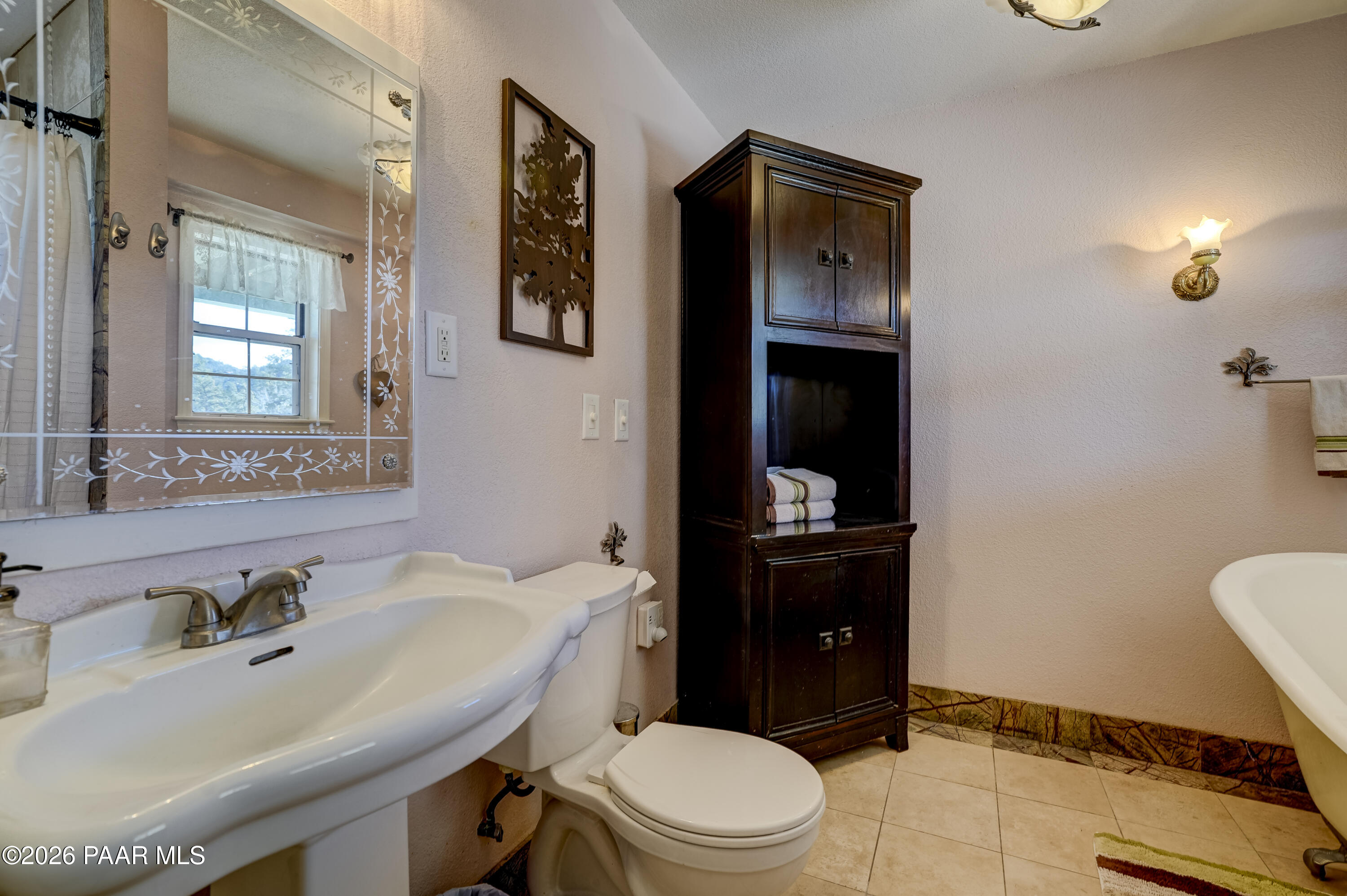 1985 Idylwild Road Prescott, AZ 86305 - Photo 31 of 61 Primary Bathroom 2