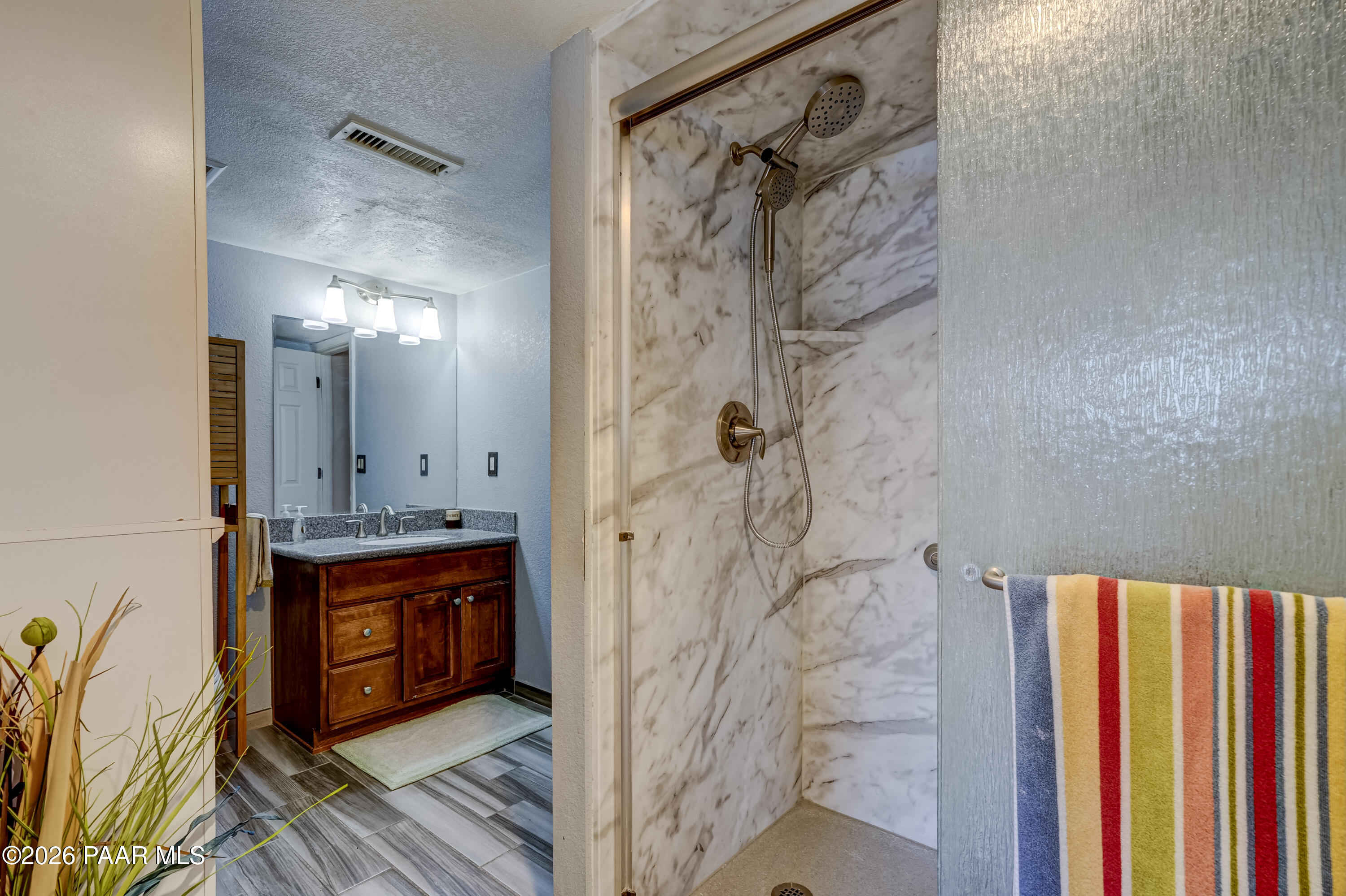 1985 Idylwild Road Prescott, AZ 86305 - Photo 40 of 61 Guest Suite Primary Bathroom 2