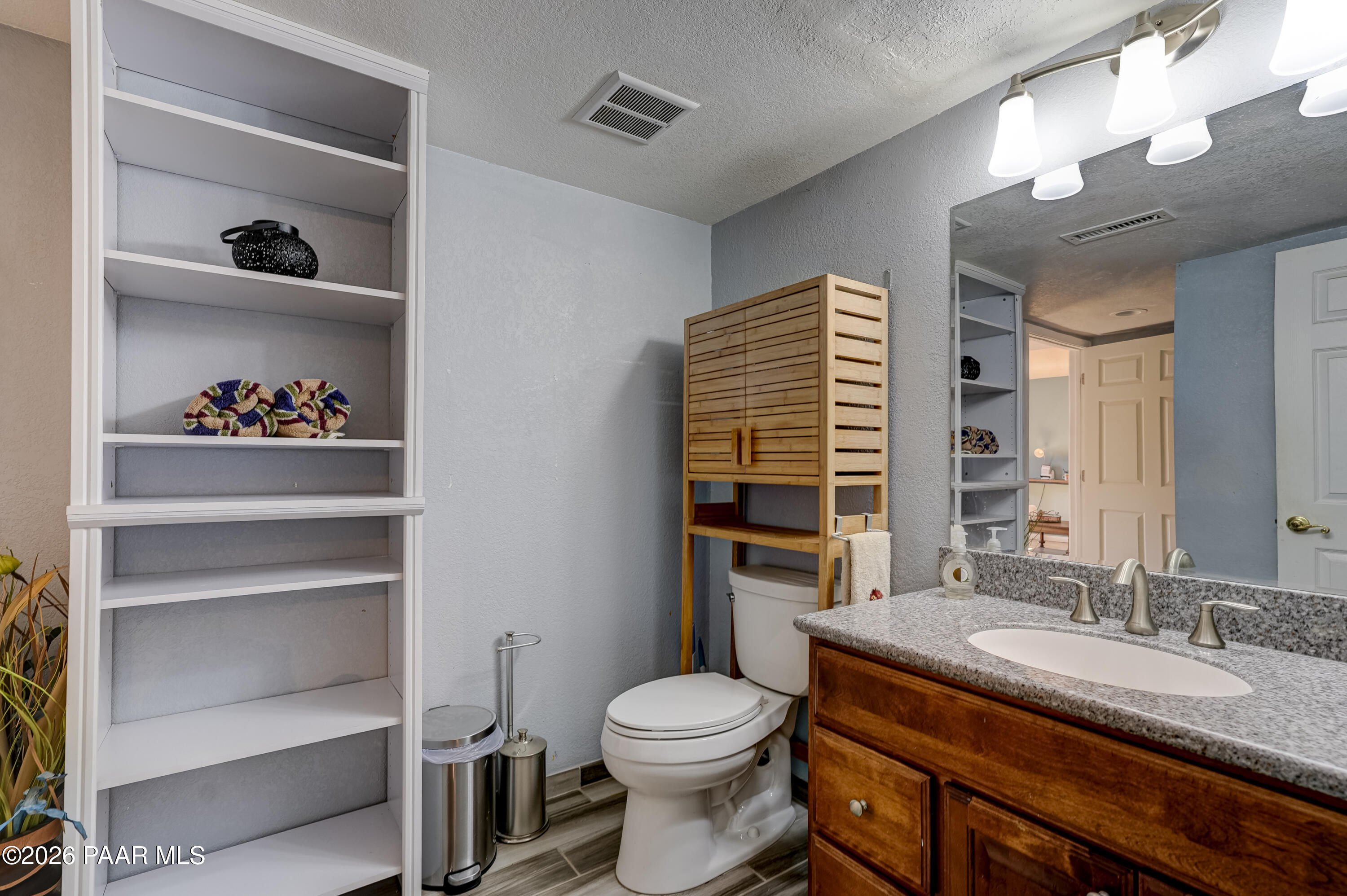 1985 Idylwild Road Prescott, AZ 86305 - Photo 41 of 61 Guest Suite Primary Bathroom 1