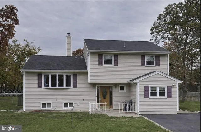 $699,000 | 10 Magee Road, Edison, NJ 08817