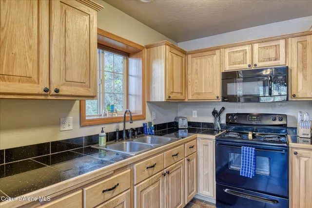 $1,125,000 | 8099 East Bridger Trail, Harrison, ID 83833