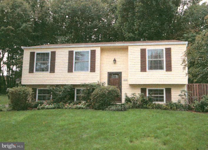 6110 Mantle Road Burke, VA 22015 - Photo 10 of 12 Exterior (Front)