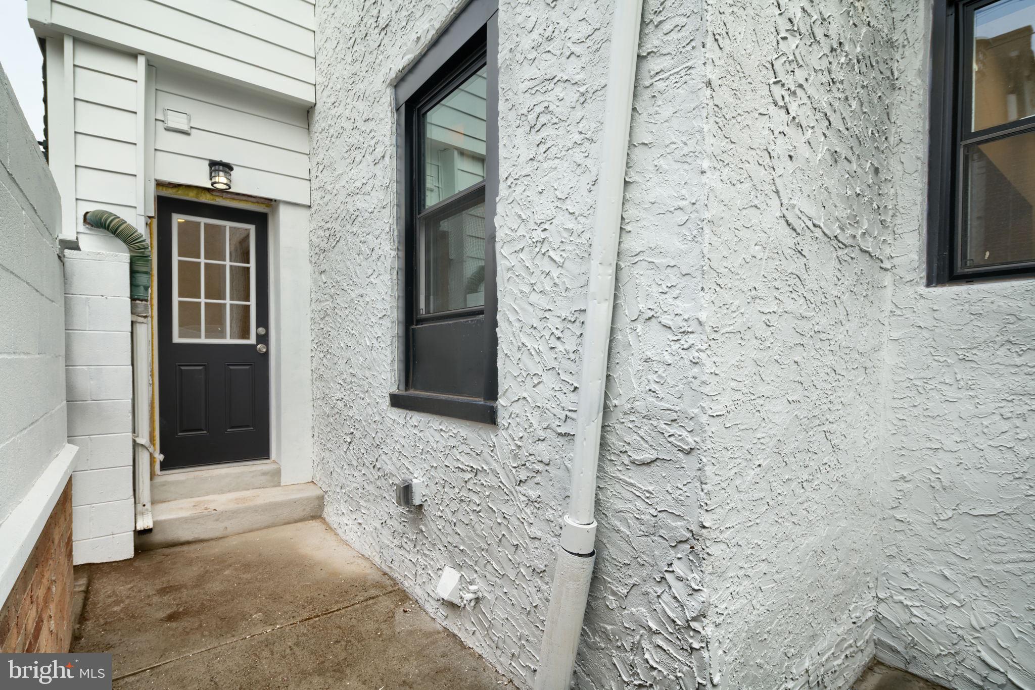 1012 Wharton Street Philadelphia, PA 19147 - Photo 14 of 32