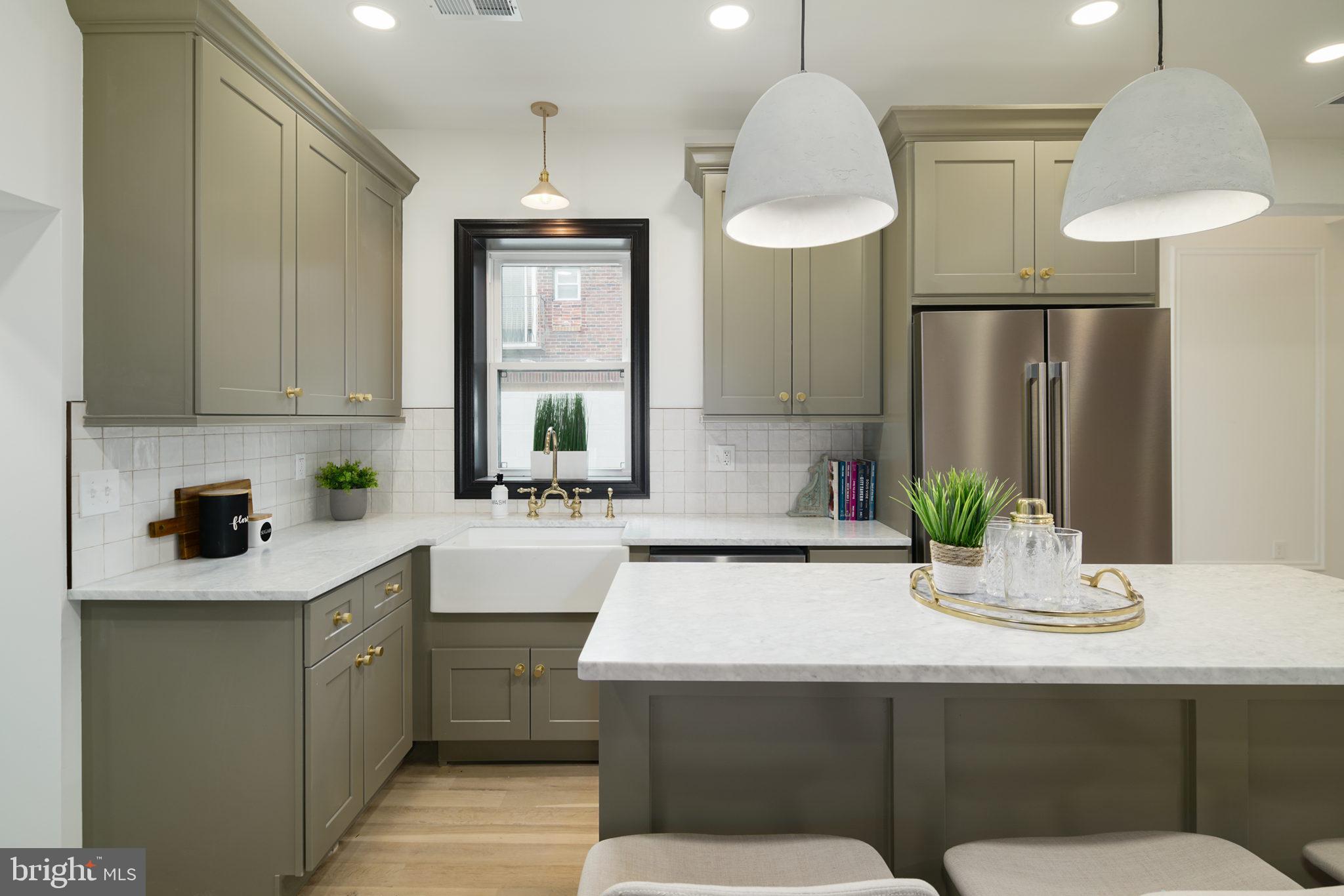 1012 Wharton Street Philadelphia, PA 19147 - Photo 3 of 32