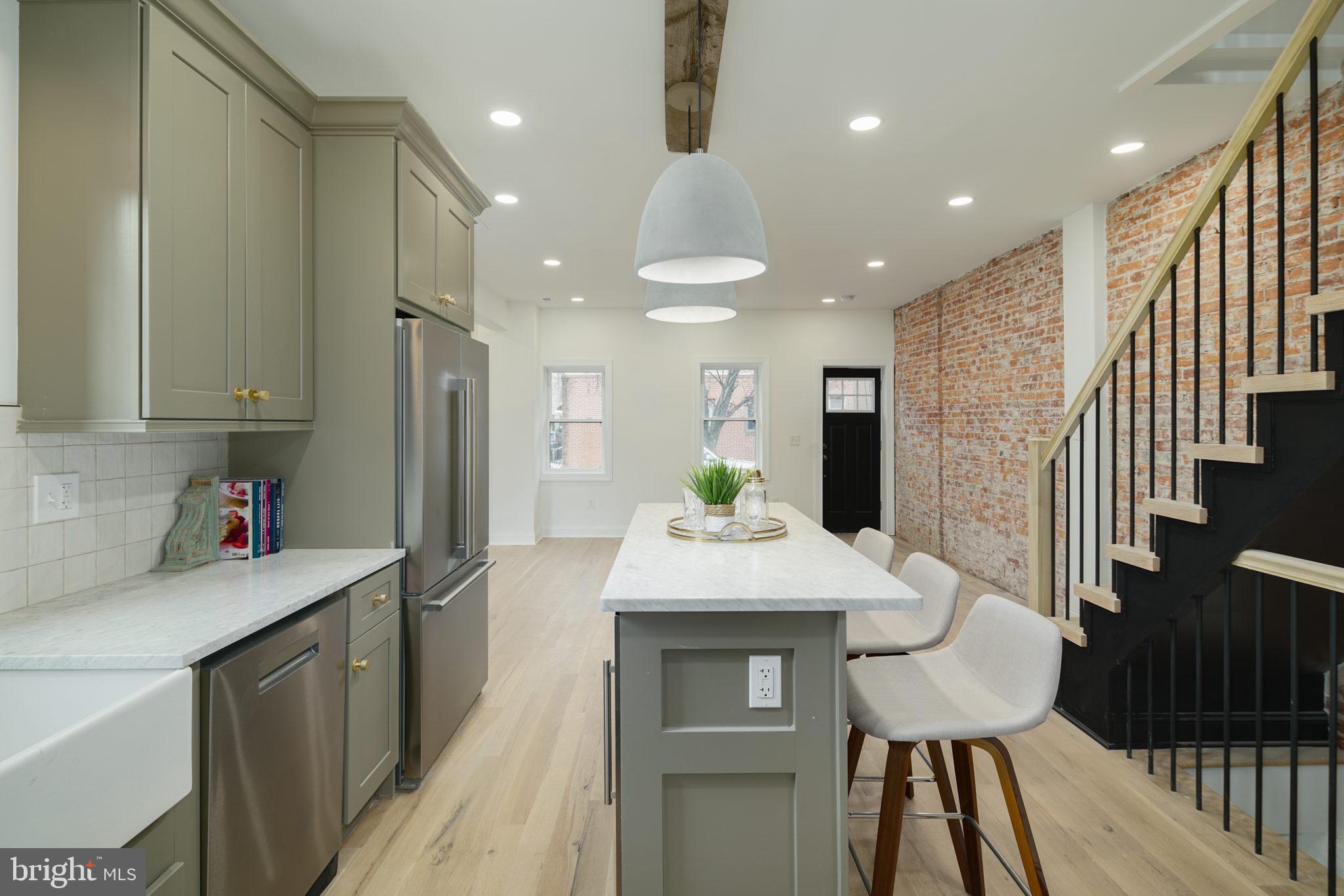 1012 Wharton Street Philadelphia, PA 19147 - Photo 5 of 32