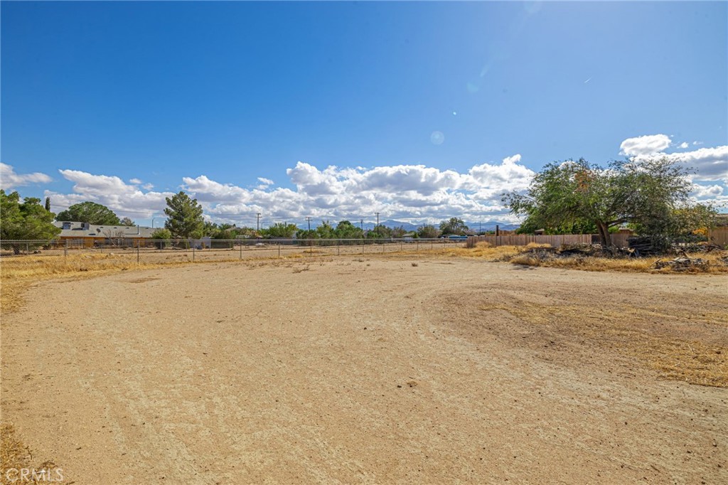 0 Avenue R 14 Palmdale Ca Palmdale, CA 93550 - Photo 4 of 10 a view of lake view and mountain view
