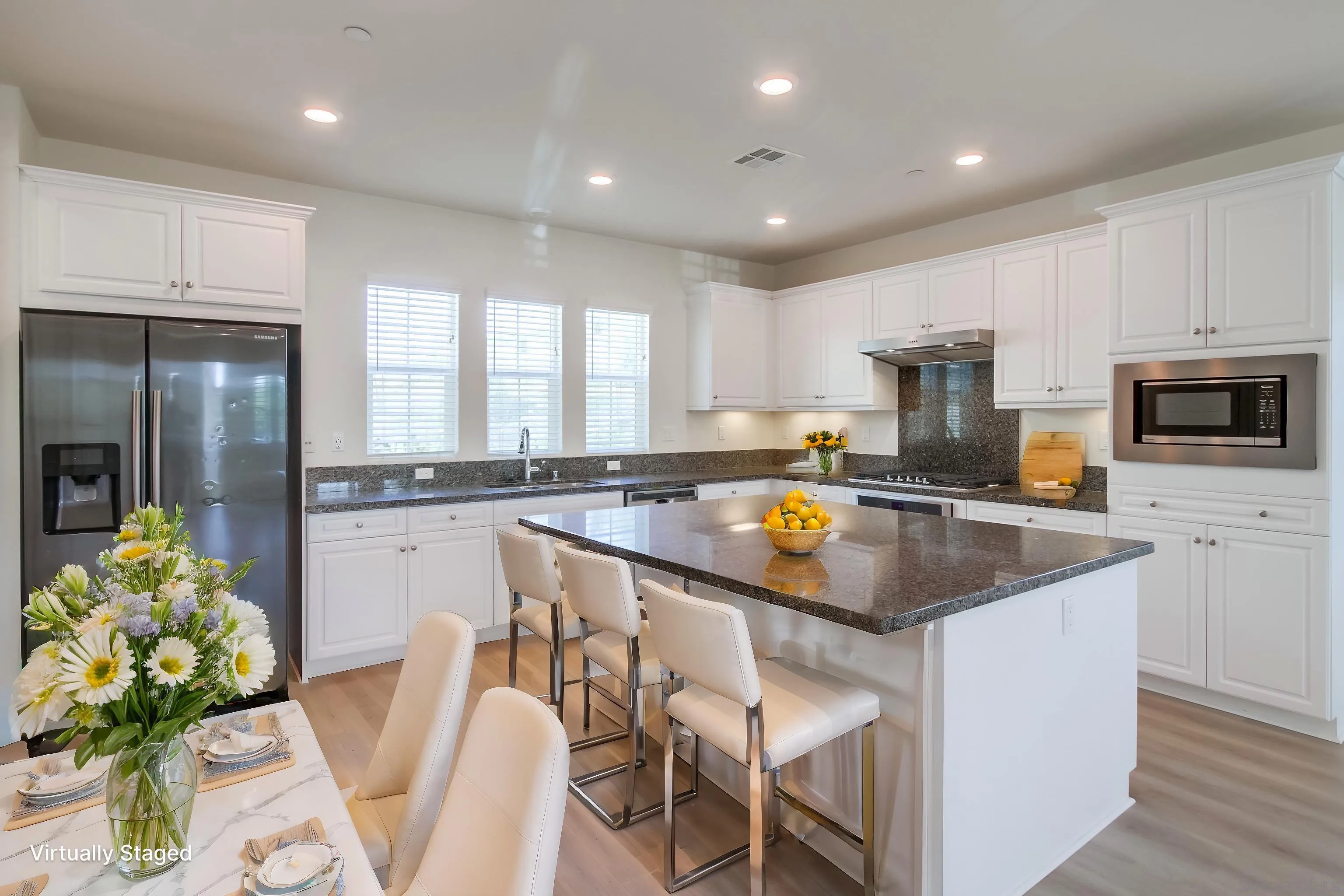 6012 Village Center Loop Road, Unit 38 San Diego, CA 92130 - Photo 2 of 36 Digitally Altered. Original Image (https://zimg.paragon.ice.com/ParagonImages/Property/PA/SDMLS/260003019/38/533/400/80138c08e0f518954d39df53458d5822/3/7d8835a9291ebd52efa40bba10df5545/260003019-e7d4abff-da76-4adf-b581-6f3a3e563cba.JPG)