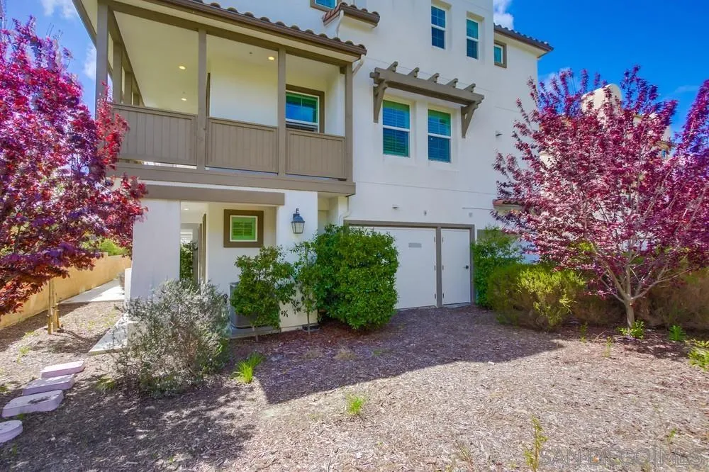 6012 Village Center Loop Road, Unit 38 San Diego, CA 92130 - Photo 27 of 36