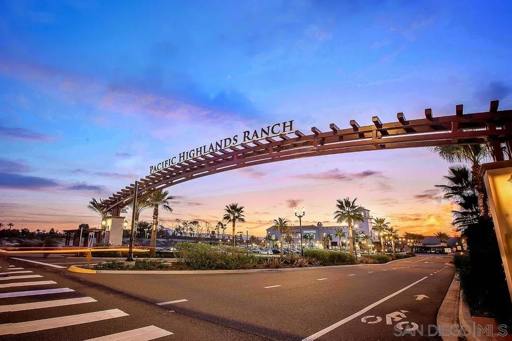 6012 Village Center Loop Road, Unit 38 San Diego, CA 92130 - Photo 30 of 36