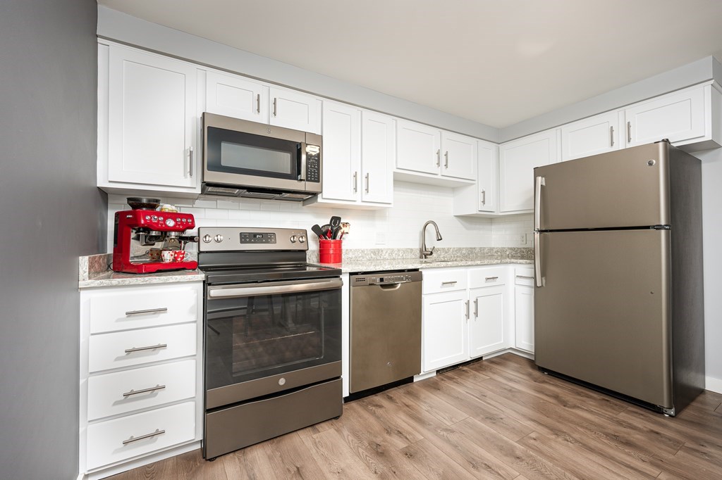 947 Patriots Road, Unit B Templeton, MA 01468 - Photo 7 of 20