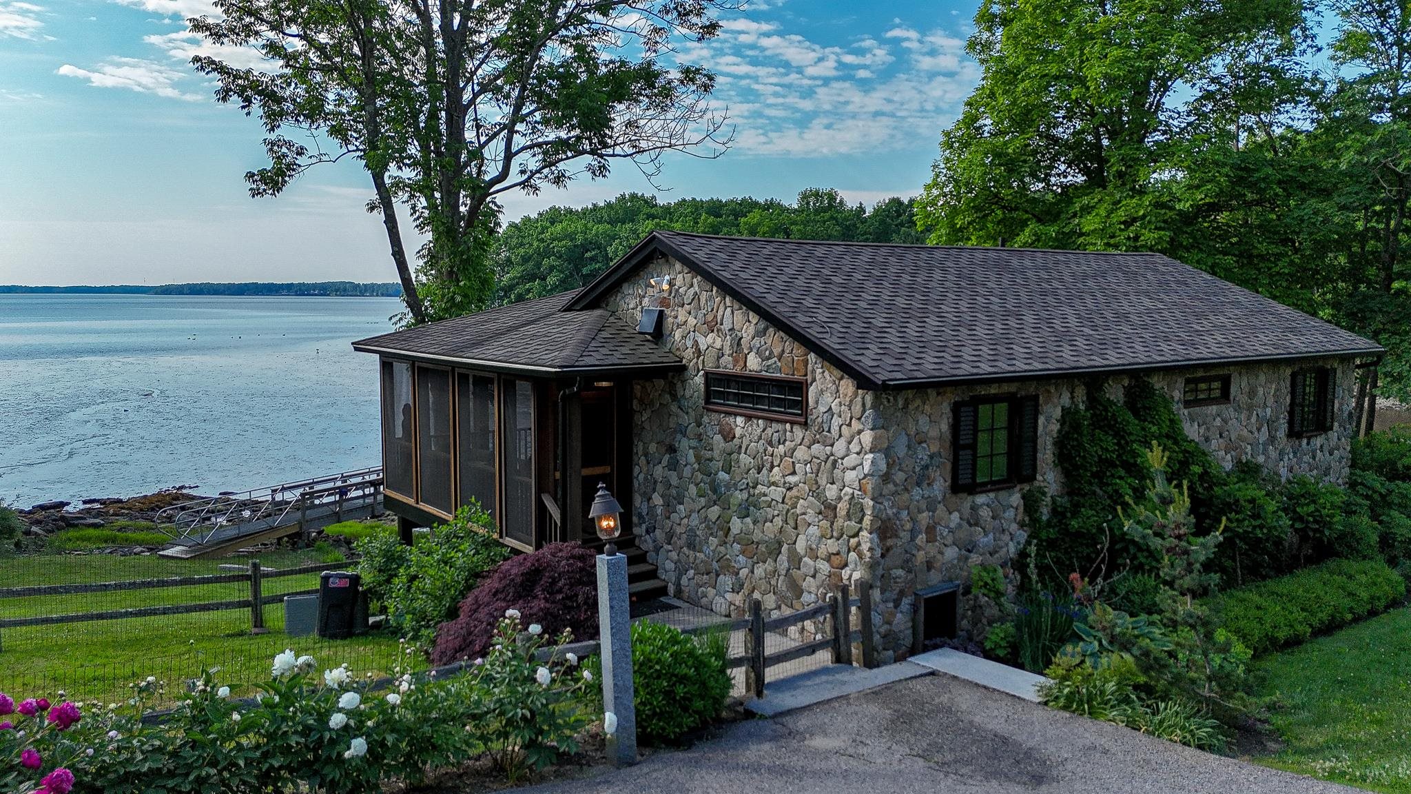 595 Bay Road Durham, NH 03824 - Photo 1 of 40