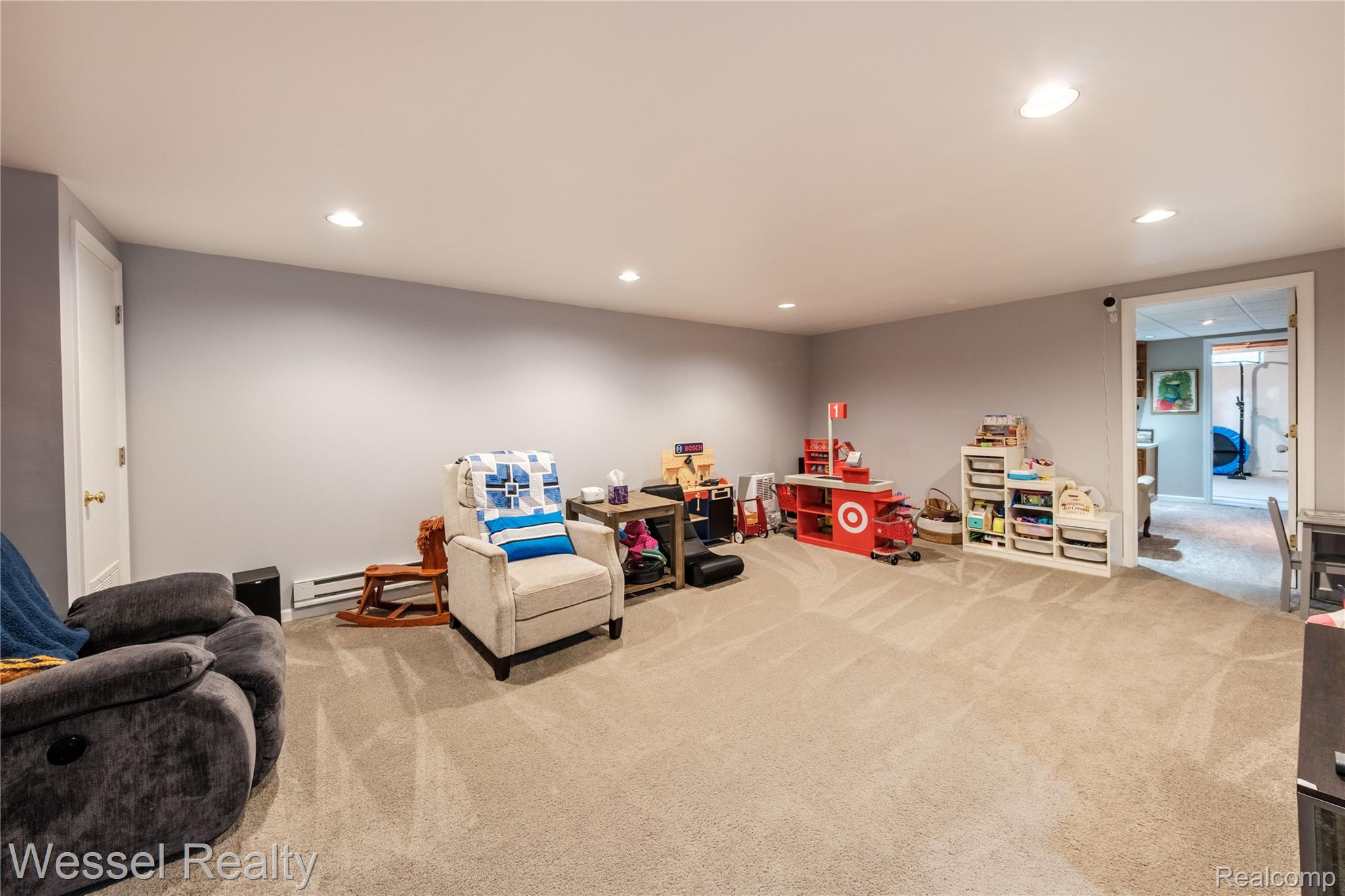2096 Winchester Road Rochester, MI 48307 - Photo 28 of 41 winchester-029.jpg