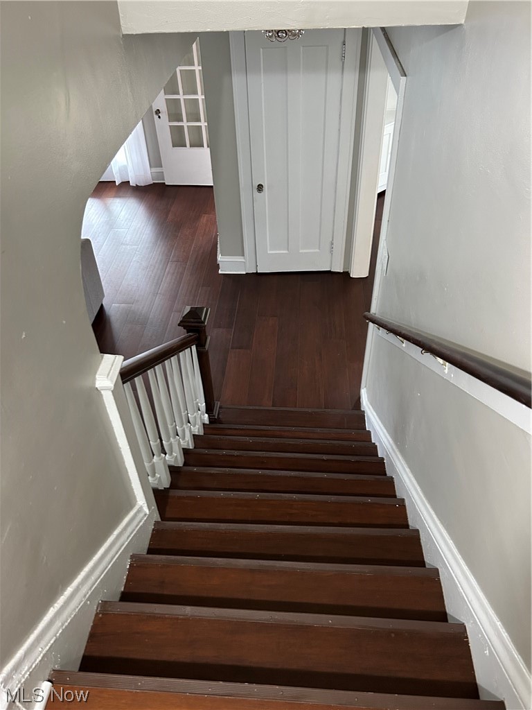 3089 Becket Road Cleveland, OH 44120 - Photo 12 of 16 Stairway with hardwood