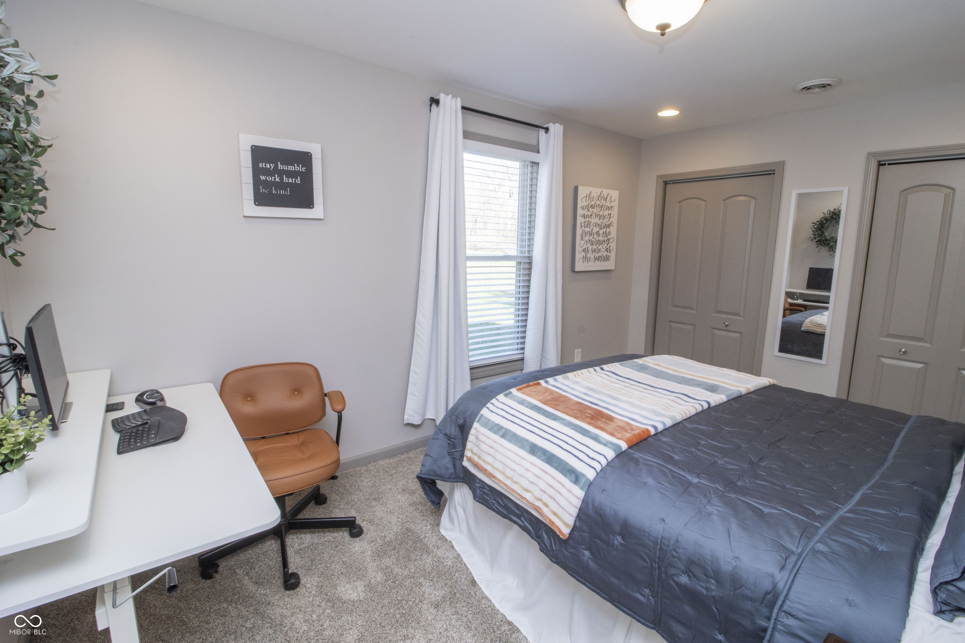 10515 Collingswood Road Fishers, IN 46037 - Photo 24 of 73