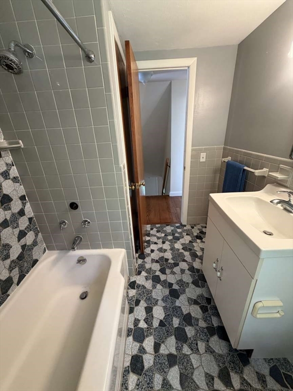 74 Birch Road Longmeadow, MA 01106 - Photo 30 of 38 a bathroom with a bathtub and sink