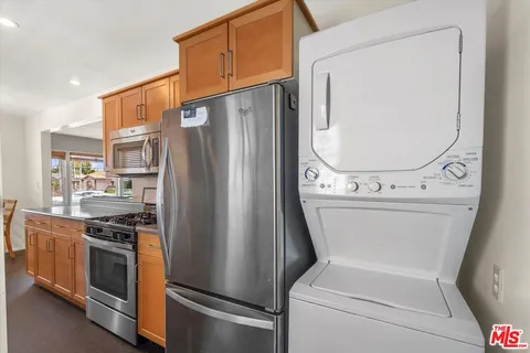 $3,750 | 8666 Cadillac Avenue, Los Angeles, CA 90034