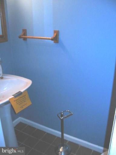5401 Princess Drive Rosedale, MD 21237 - Photo 4 of 10 Bath #2
