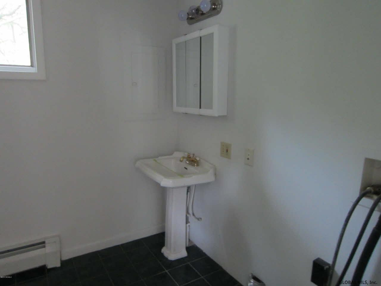 1673 Ridge Road Queensbury, NY 12804 - Photo 16 of 42 Photo 16