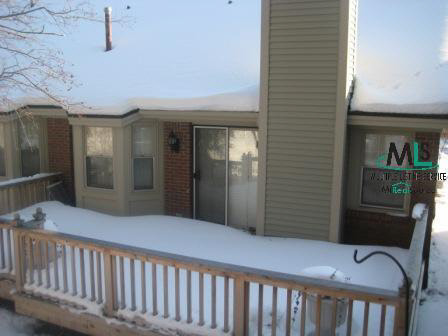1222 Valley Circle Rochester, MI 48309 - Photo 2 of 12 492033-1.JPG