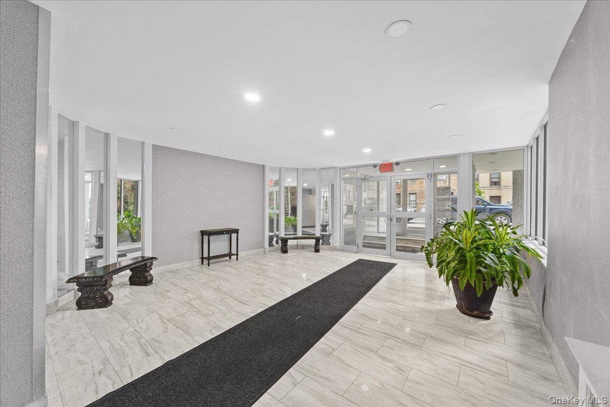 3176 Decatur Avenue, Unit 3A Bronx, NY 10467 - Photo 8 of 25