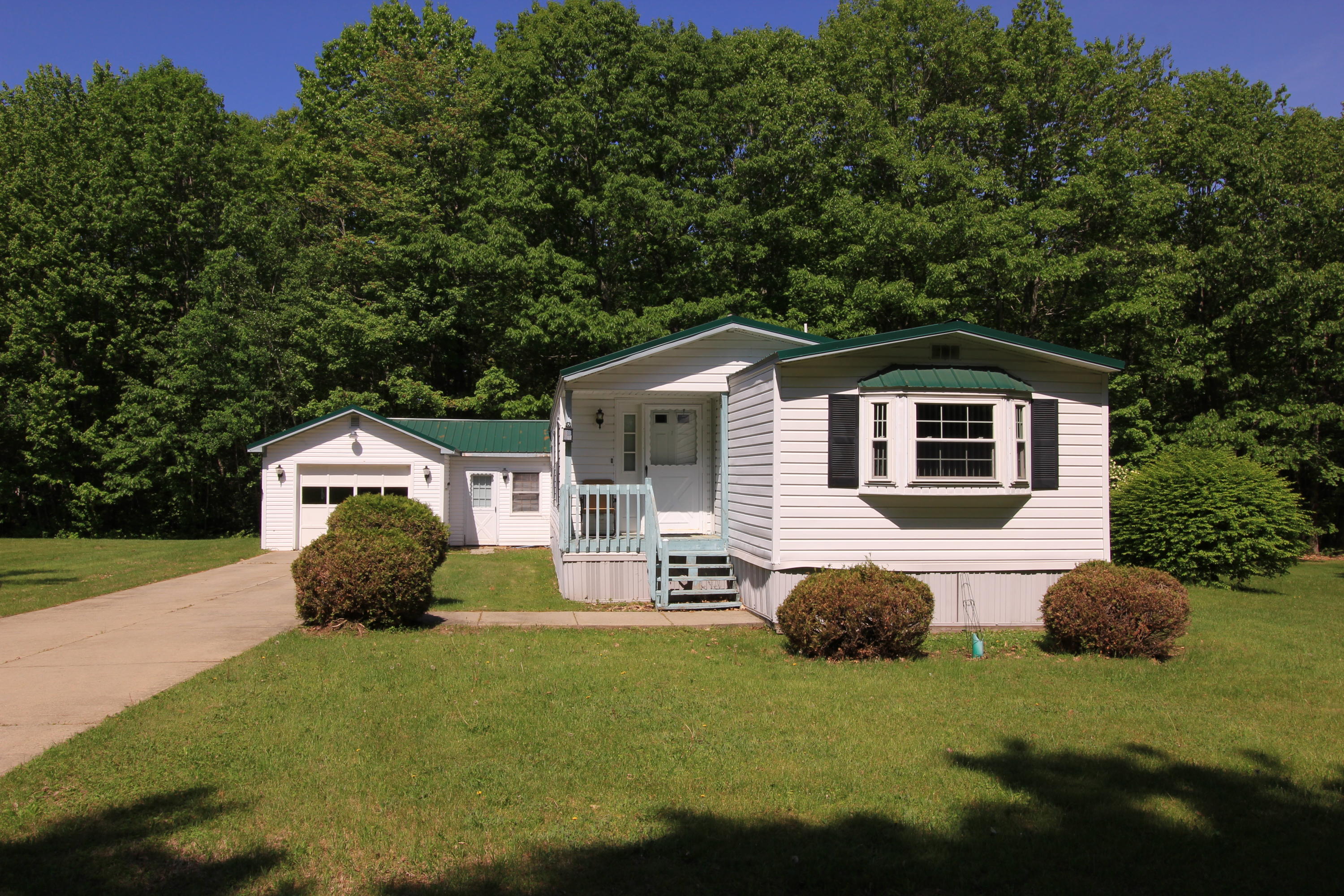 72 Kelly Drive Unity, ME 04988 - Photo 2 of 39 IMG_3666