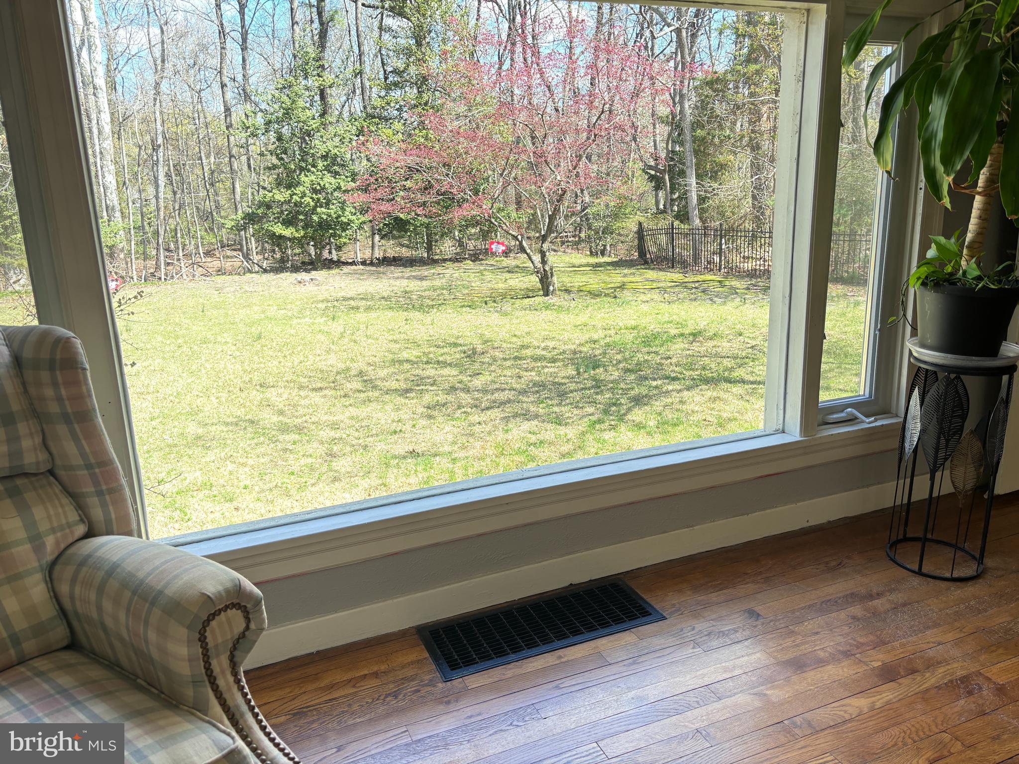 253 Hopewell Road Medford, NJ 08055 - Photo 18 of 50 Living room picture window to the back yard