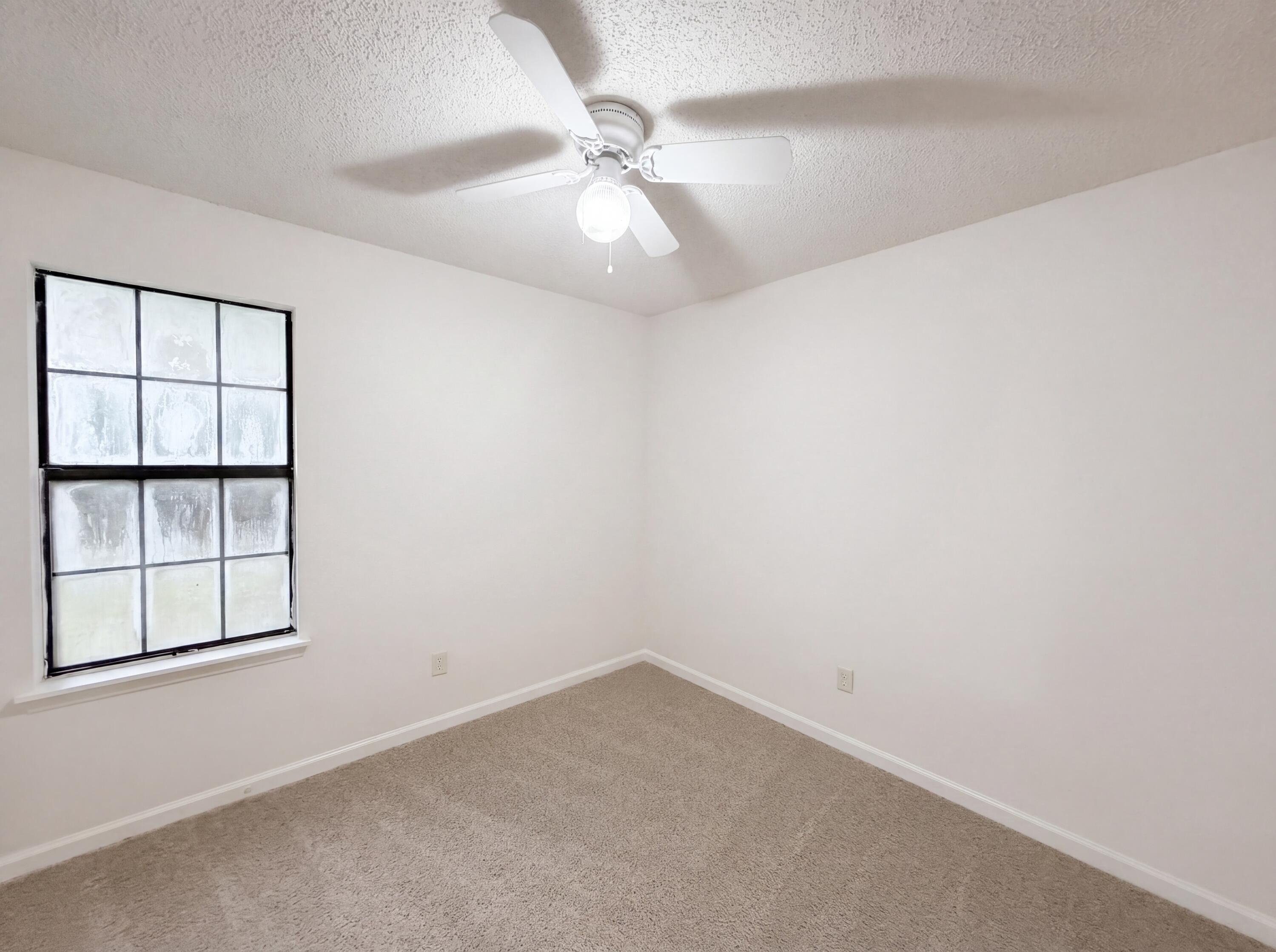 422 Allen Court Ladson, SC 29456 - Photo 11 of 17