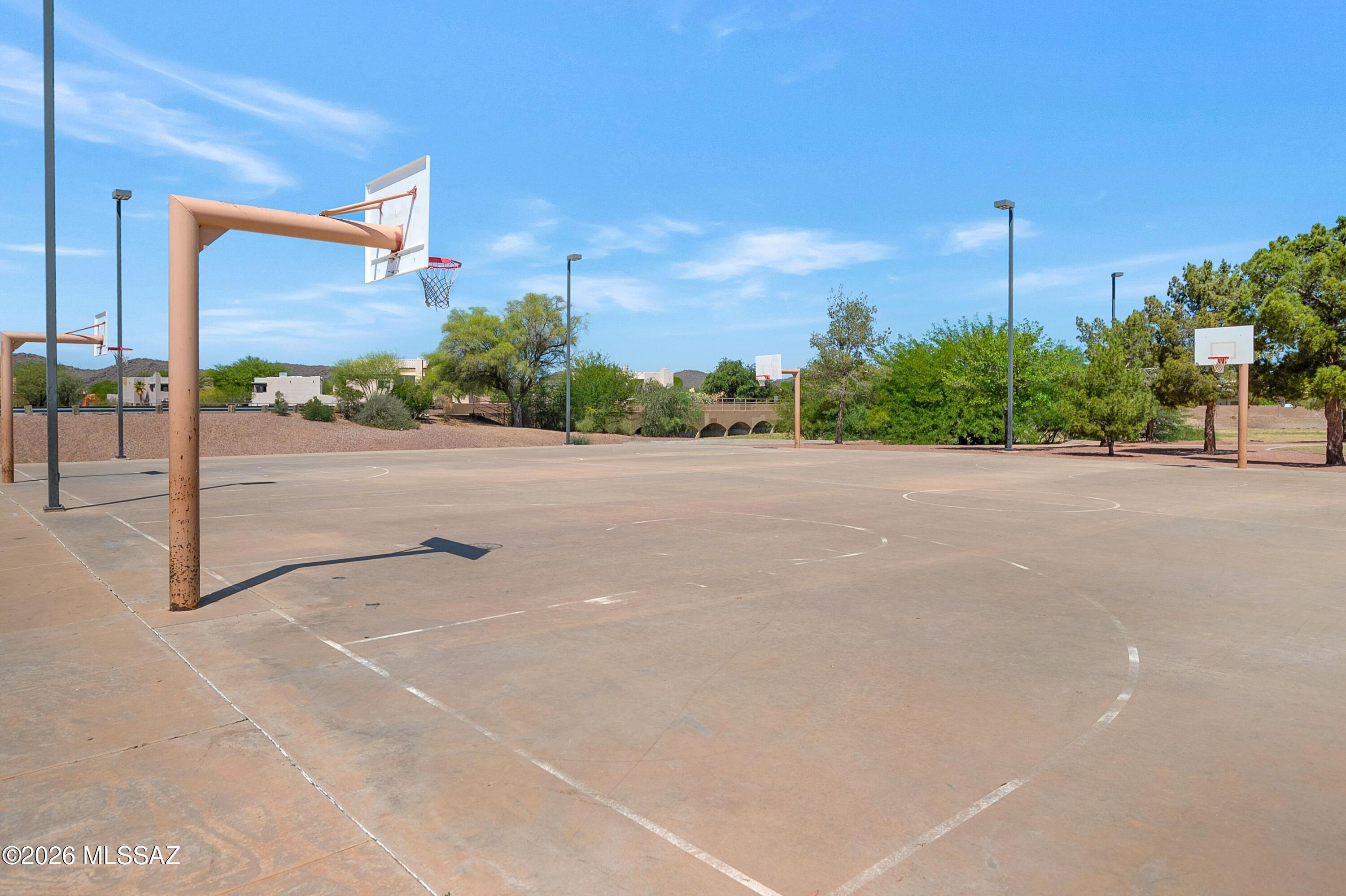 7159 West Maple Ridge Drive Tucson, AZ 85743 - Photo 35 of 42 a view of a basketball court