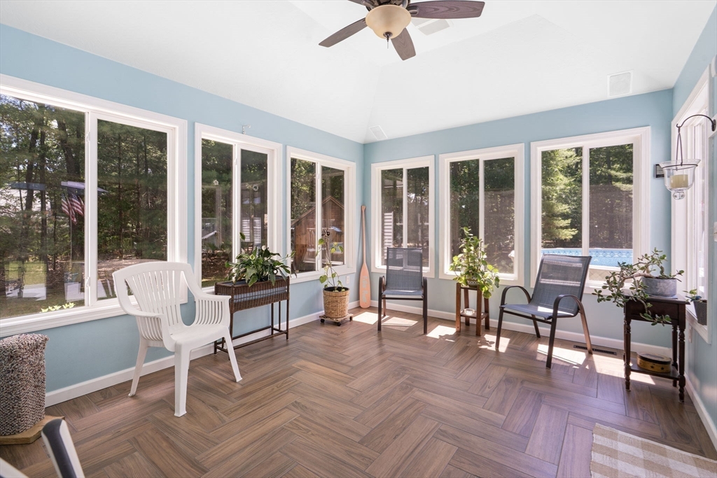 55 Pequot Road Southampton, MA 01073 - Photo 24 of 40