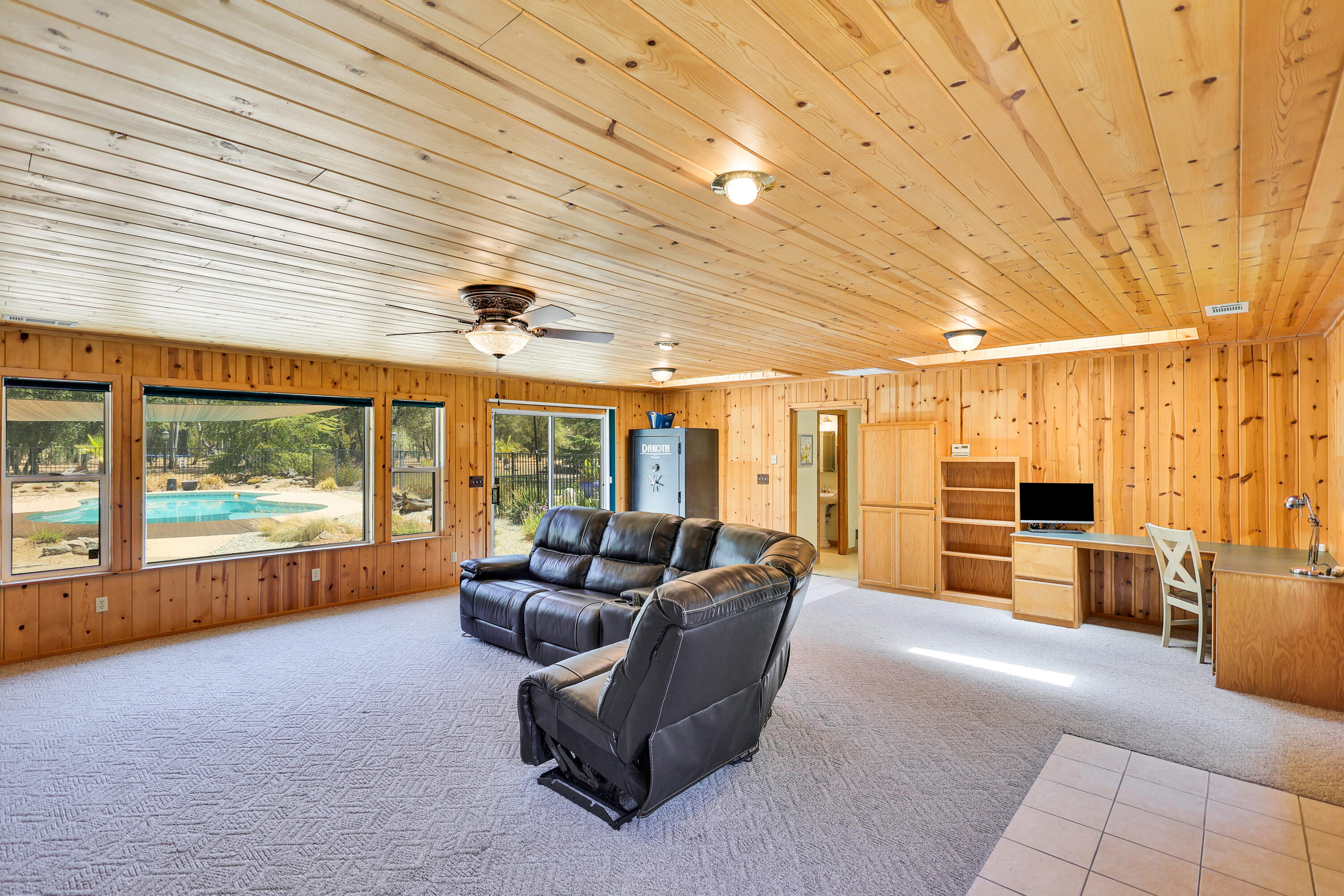 10141 Rd Runner Way Redding, CA 96003 - Photo 9 of 21 19-print-LZ0A0146