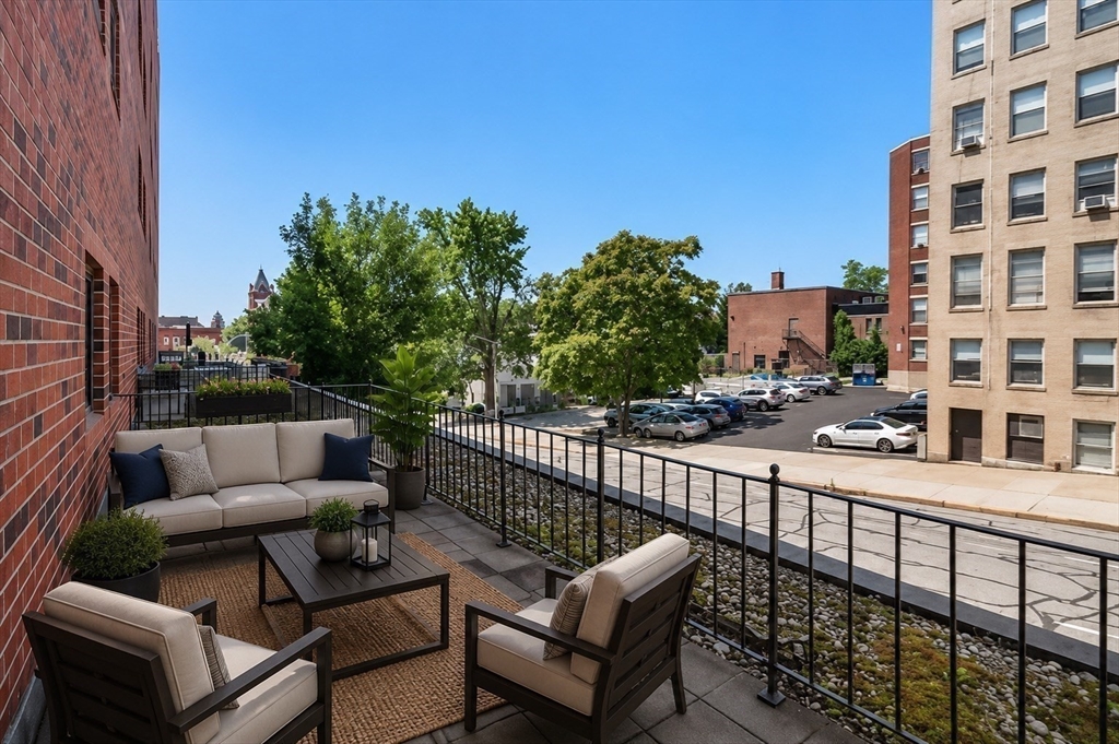 44 Elm Street, Unit 102 Worcester, MA 01609 - Photo 20 of 22