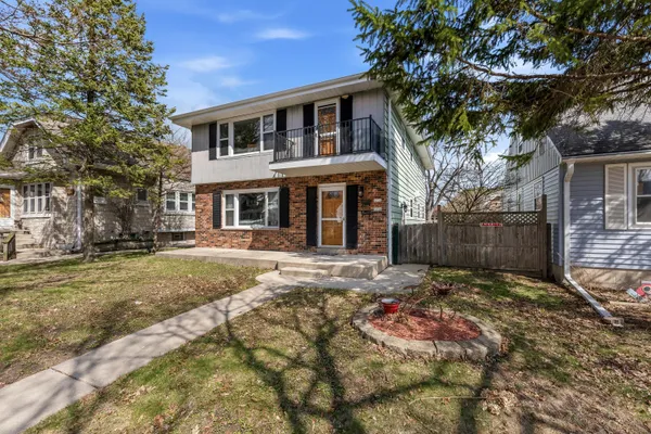 $450,000 | 3770 South Kansas Avenue, Unit 3772, Milwaukee, WI 53207