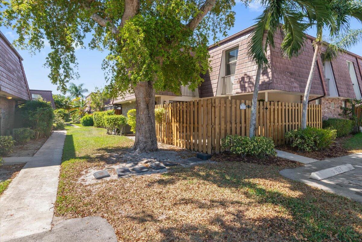 7585 Courtyard Run West Boca Raton, FL 33433 - Photo 42 of 48 14-DSC_6231