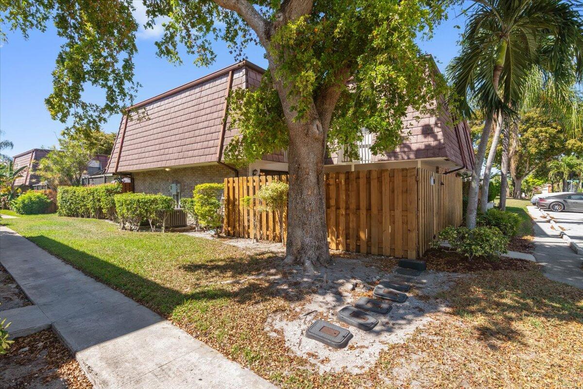 7585 Courtyard Run West Boca Raton, FL 33433 - Photo 43 of 48 15-DSC_6232