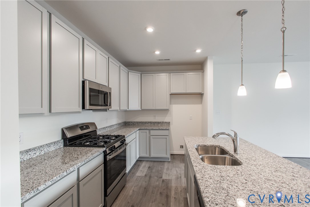 5404 Raysdale Road, Unit 201 Glen Allen, VA 23059 - Photo 10 of 38