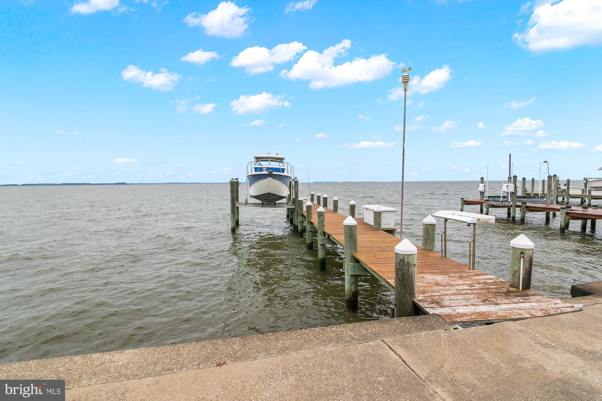2724 Holly Beach Road Baltimore, MD 21221 - Photo 4 of 98 Pier & Concrete Bulkhead