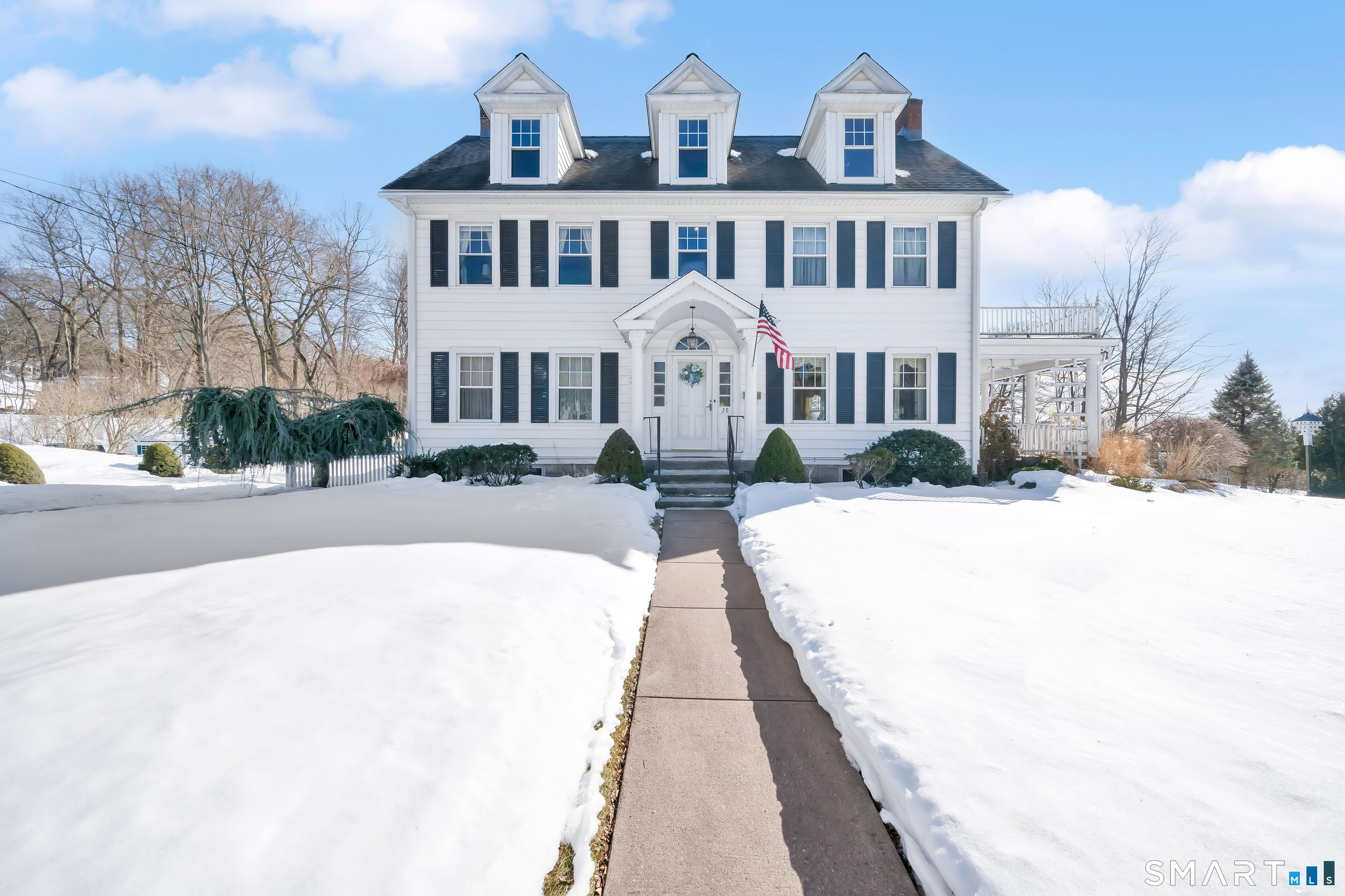 28 Elwood Road Manchester, CT 06040 - Photo 1 of 1 Welcome to 28 Elwood Road