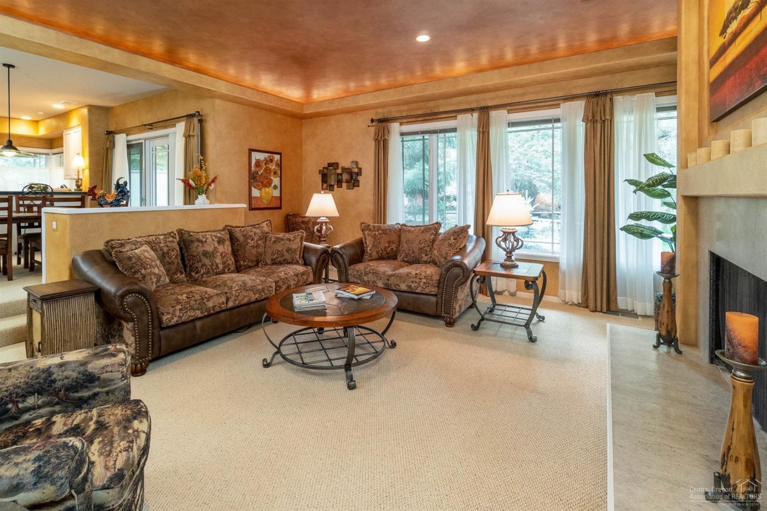 20402 Christmas Ridge Bend, OR 97702 - Photo 7 of 25 Additional Photo