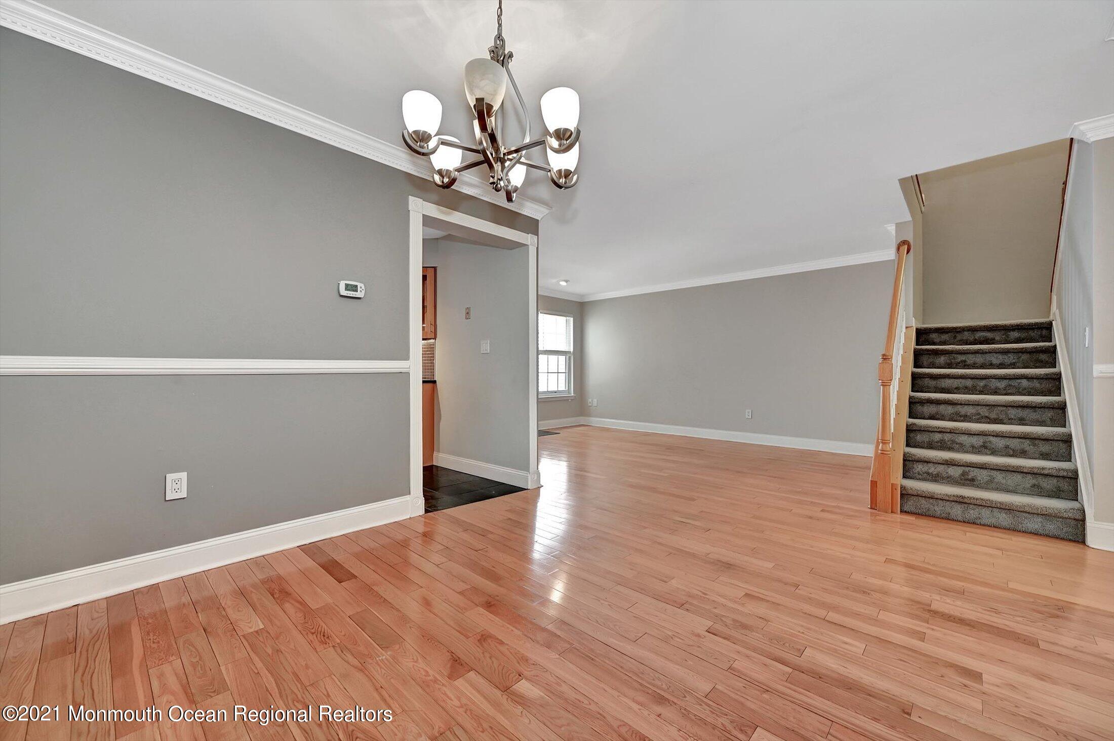 42 Alpine Road, Unit 163 Holmdel, NJ 07733 - Photo 11 of 33 13-Dining