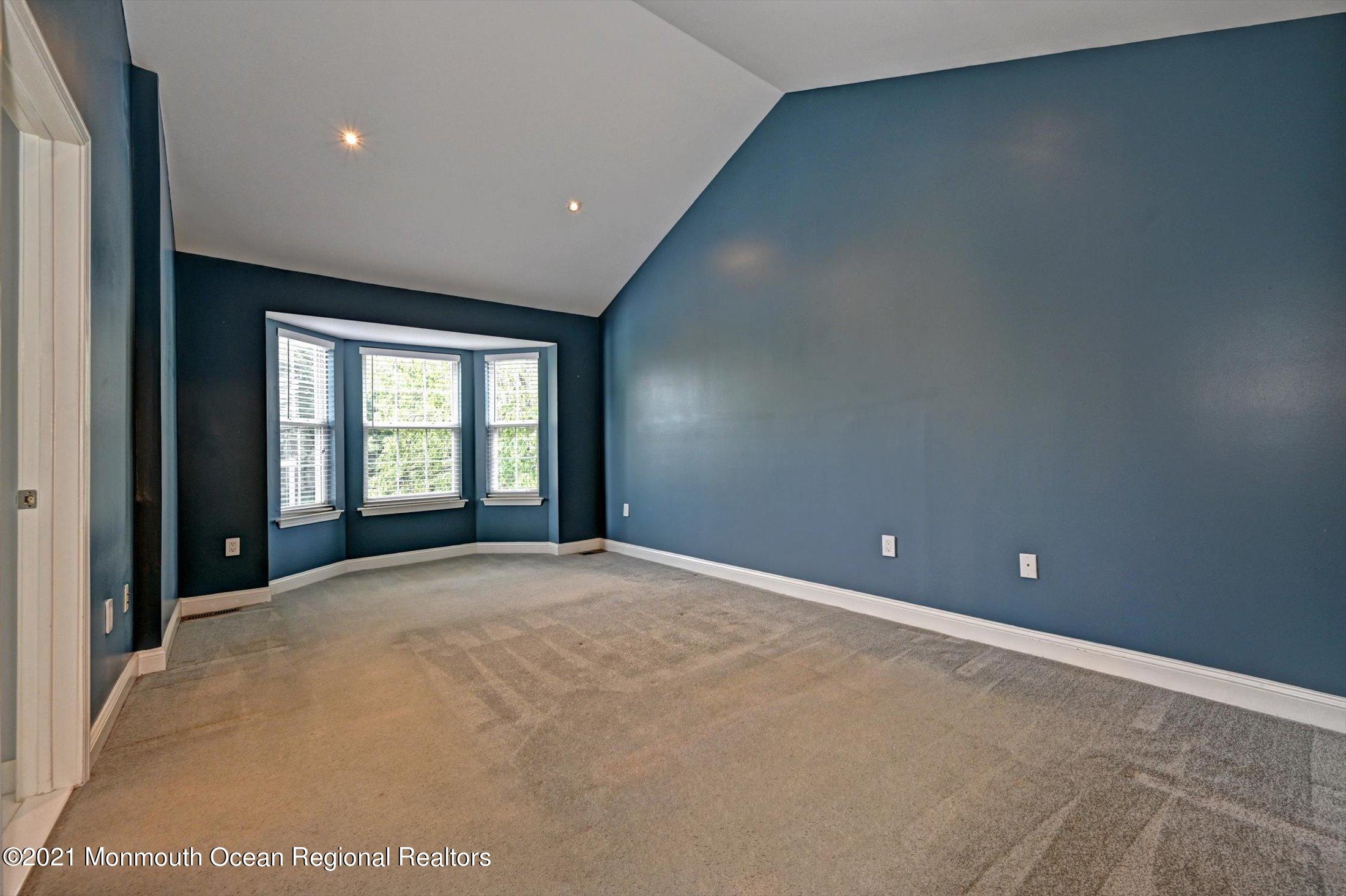 42 Alpine Road, Unit 163 Holmdel, NJ 07733 - Photo 17 of 33 19-Master
