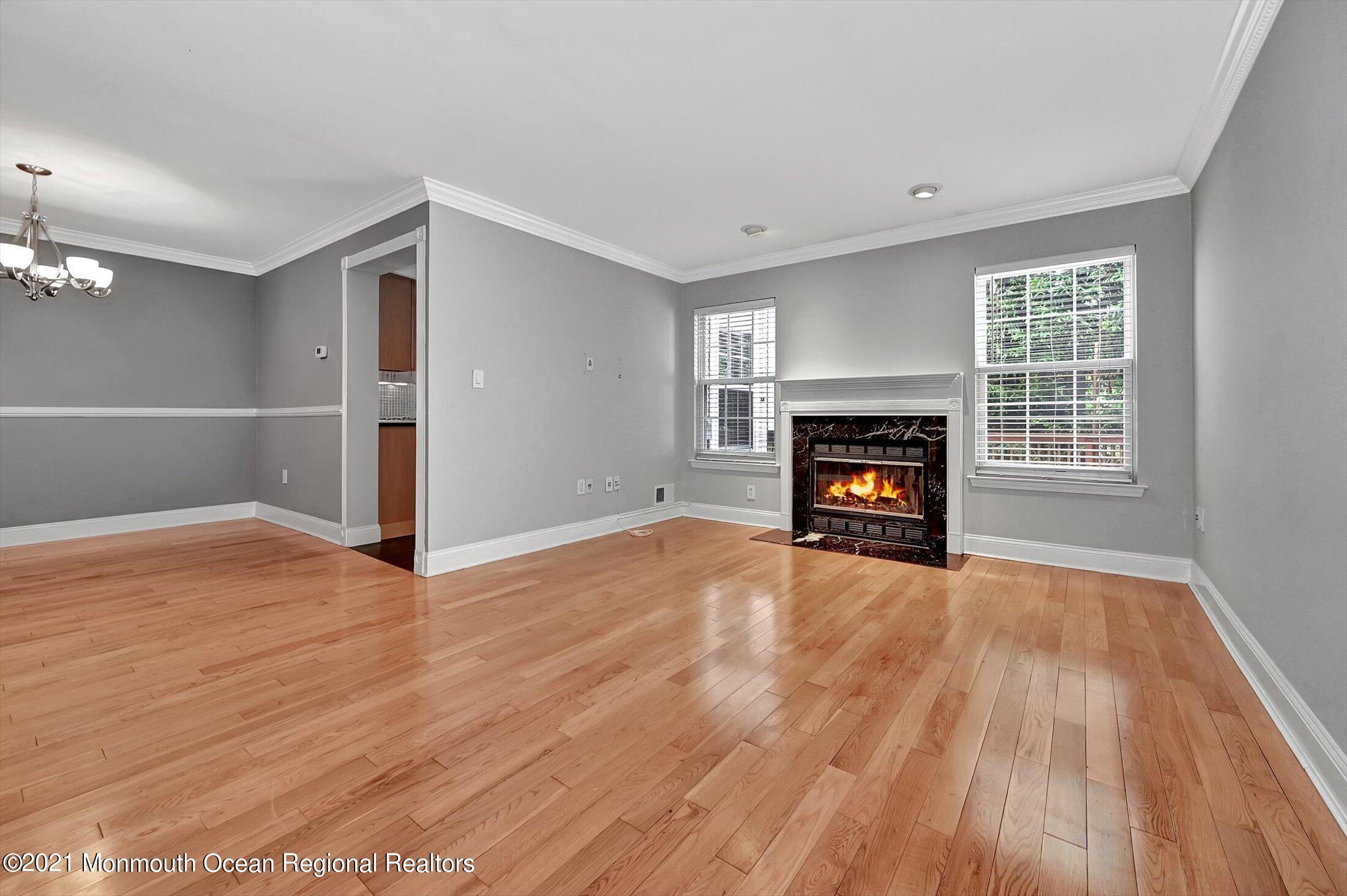 42 Alpine Road, Unit 163 Holmdel, NJ 07733 - Photo 6 of 33 08-Living